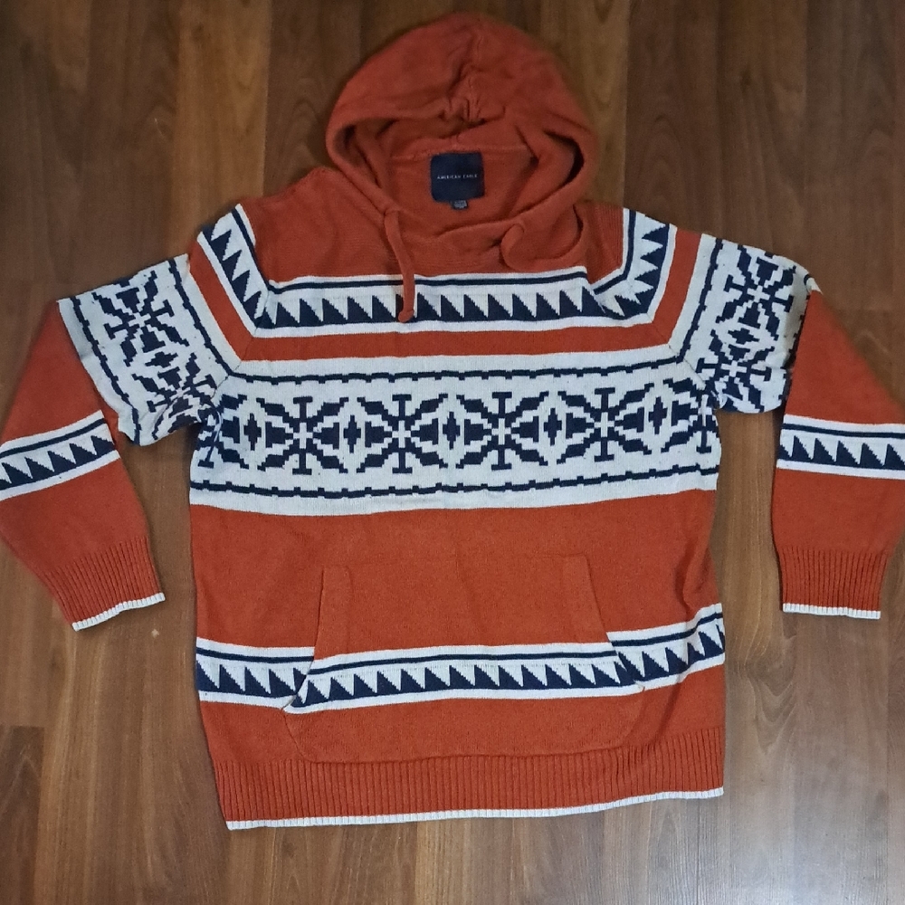 American Eagle Outfitters Burnt Orange Hooded Sweater with Navy & Cream Pattern